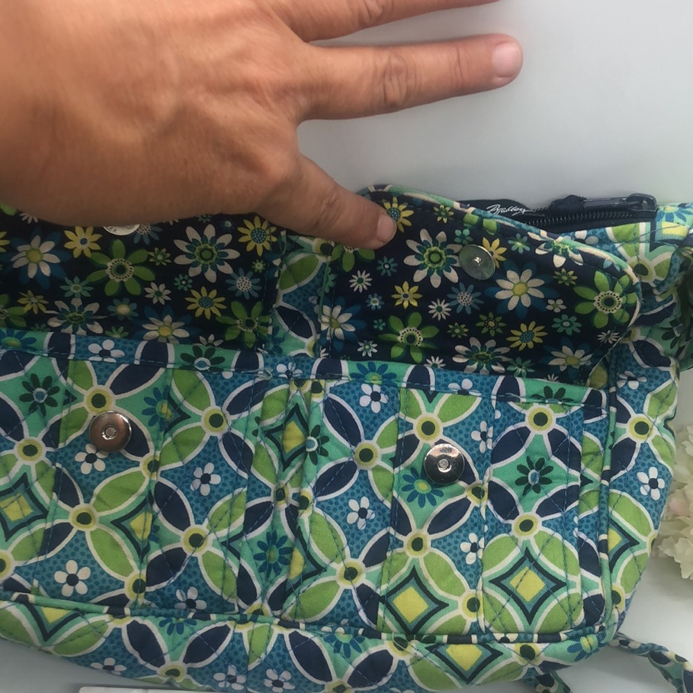 Vera Bradley Crossbody purse - Picture 7 of 13
